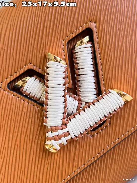VUITTON LOUIS TWIST MM 0627